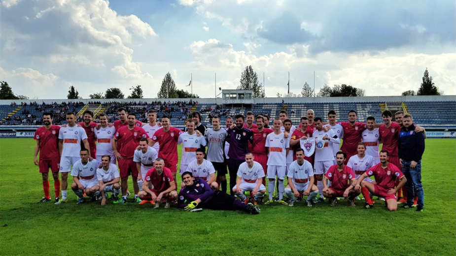 Kuzmanović: Rusi stanu kad vide srpski grb 1