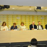 Debate u deset gradova o statusu medija 13