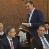 Koje knjige su ministri dobili od Vučića? 10