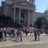 Policija zaustavila učesnike Protiv diktature (VIDEO) 5