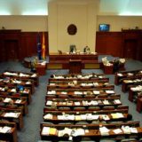 Džaferi počeo sednicu Sobranja na albanskom 6