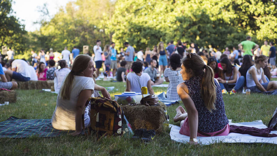 Piknik u parku kod Topčiderske zvezde 21. maja 1