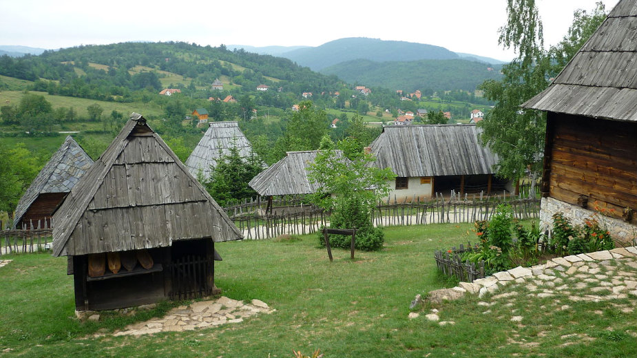 Za podsticaj domaćeg turizma sledeće godine 100.000 vaučera 1