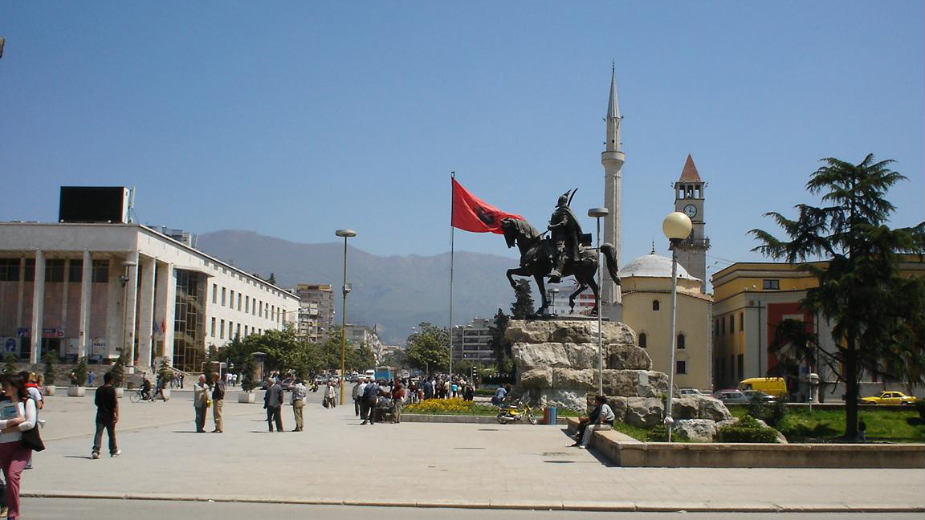 Albanija: Studenti blokirali ulice, traže smanjenje školarina 1