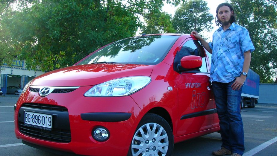 Testirali smo: Hyundai i10 1.1 2 Testirali smo: Hyundai i10 1.1 2