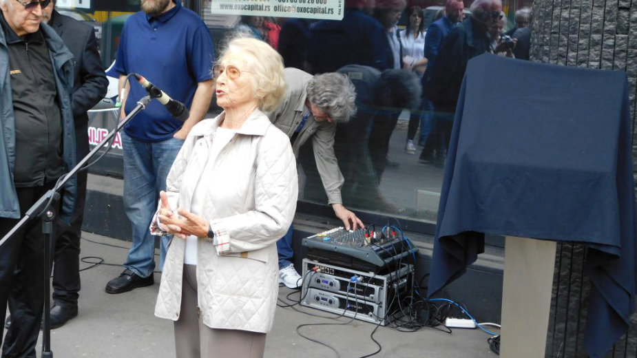 Spomen-ploča na kući Slobodana Cice Perovića 1