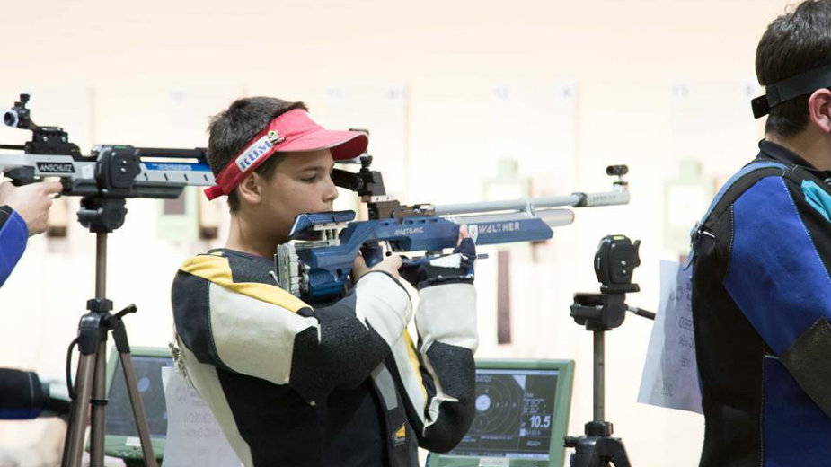 Đorđe Savić 12. vazdušnom puškom u Plzenu 1