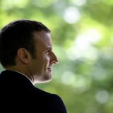 Makron pasionirani pijanista 3