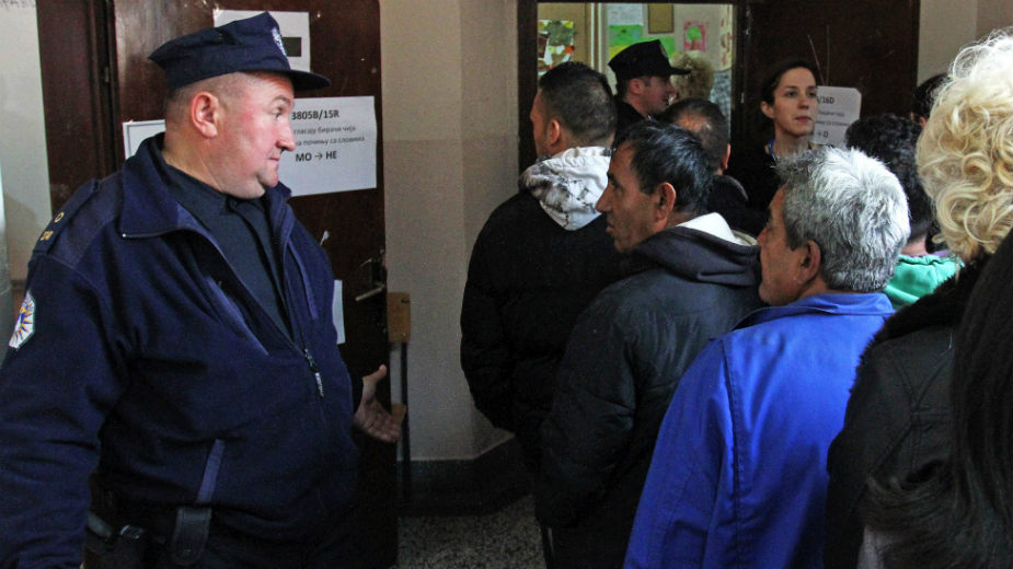 Sputnjik: Pet srpskih lista na kosovskim izborima 1