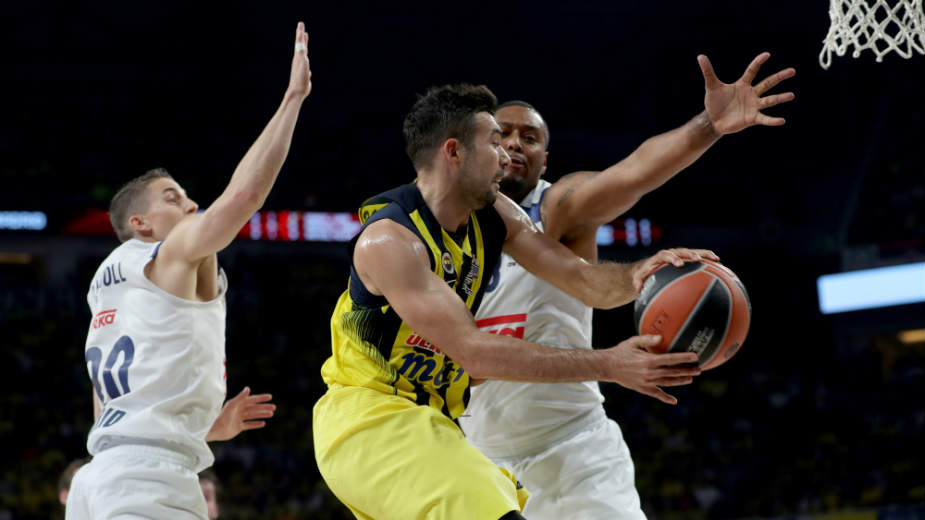 Fenerbahče drugi finalista Evrolige 1