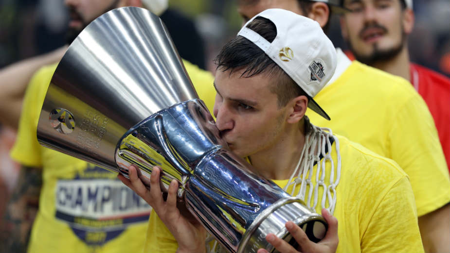 Fenerbahče šampion Evrope 1