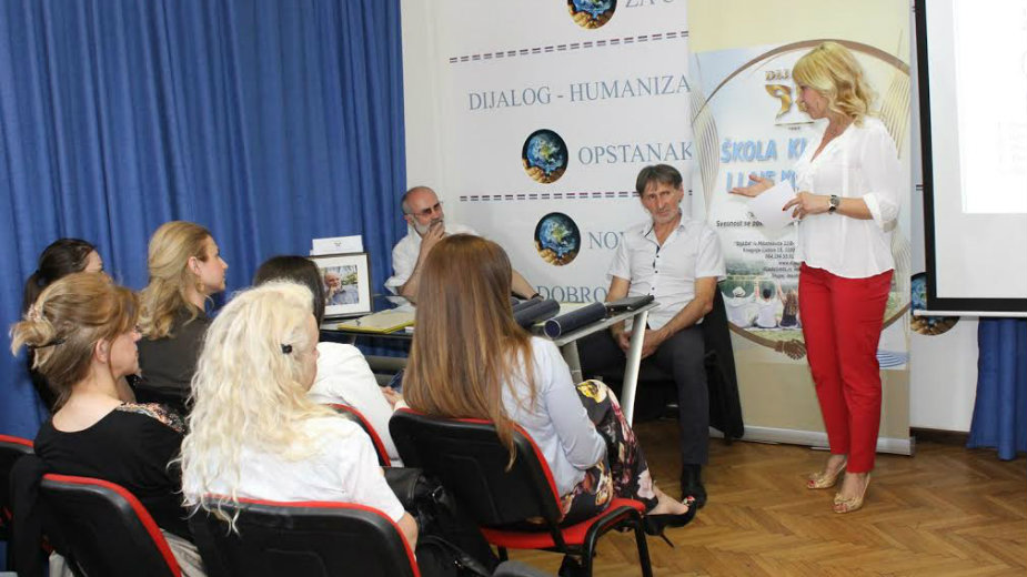 Čovek je čoveku lek 1