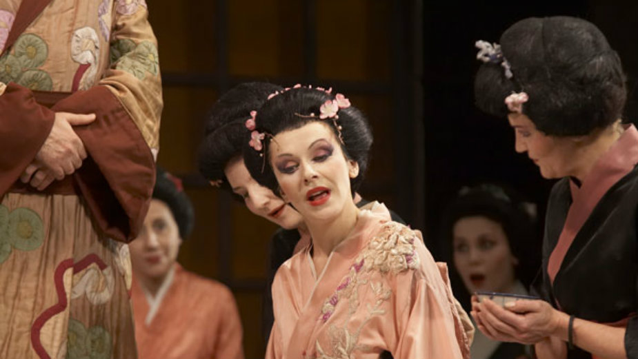 Južnokorejka Seungeun Luna u "Madam Baterflaj" 1