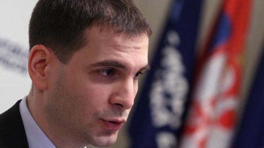 Novi predsednik DSS je Miloš Jovanović 1 Novi predsednik DSS je Miloš Jovanović 1