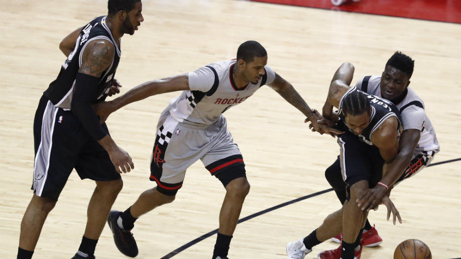 Boston "dodavao" rivalima 1