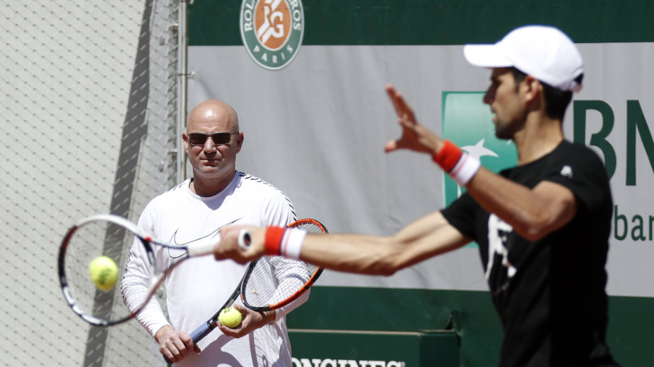 Novakov prvi trening sa Agasijem (VIDEO) 1