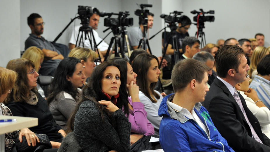 Novinarska udruženja traže hitan sastanak Radne grupe za bezbednost novinara 1