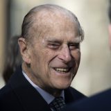 Britanski princ Filip se povlači iz javnosti 15