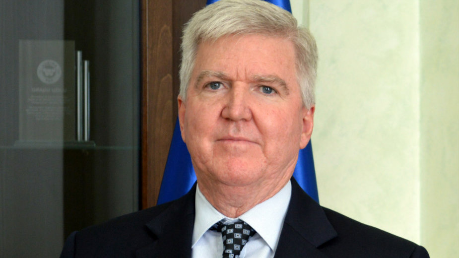 Skot: Ambasada SAD podržava druge vrste kampova 1