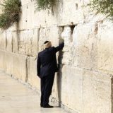 Tramp prvi predsednik SAD koji je obišao Zid plača 12