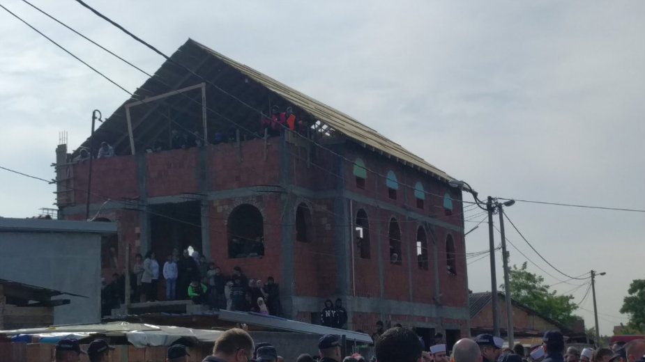 Sprečeno uklanjanje nelegalnog objekta Islamske zajednice (VIDEO) 1