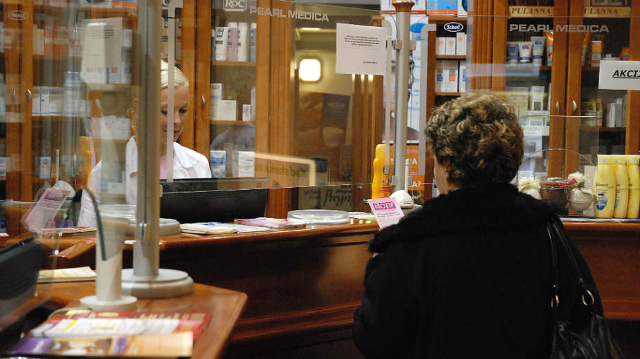 Farmaceutska komora protiv opstanka apotekara 1
