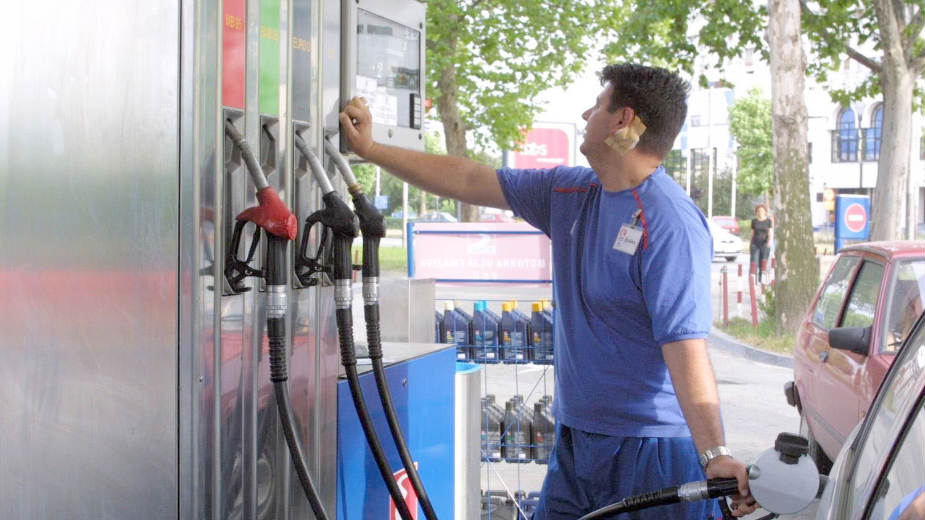 Da nije državnih nameta, gorivo u Srbiji bilo bi upola jeftinije 1
