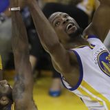 Prvo Durent, pa Kari 15