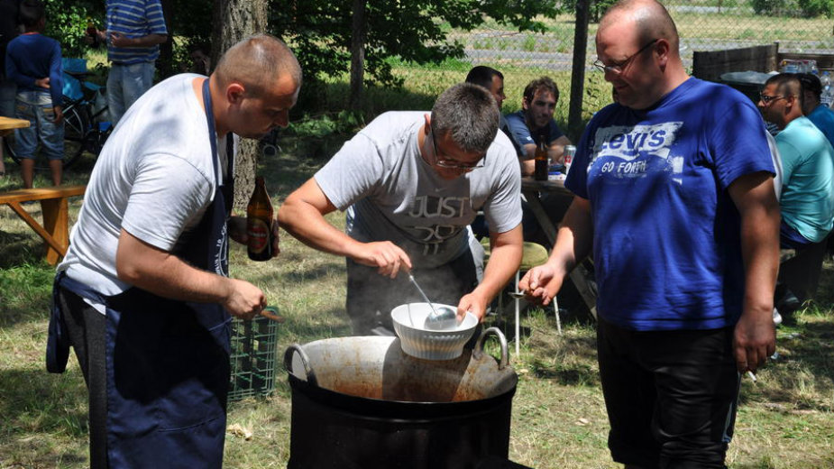 Učestvovalo 50 ekipa iz Pokrajine 1