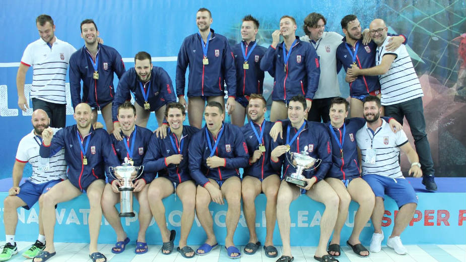 Gde god se pojave, uzmu titulu 1