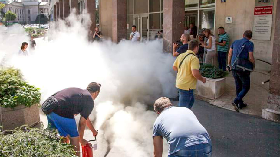 Da li je požar "ugašen" ili "lokalizovan"? 1