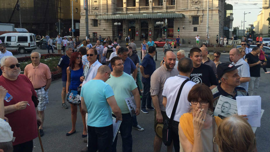 Okončan protest "Protiv diktature" na Trgu republike 1