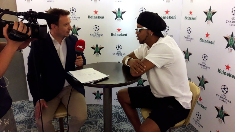 Ronaldinjo: Srbija da se ponosi Đokovićem i Rambom Petkovićem 1