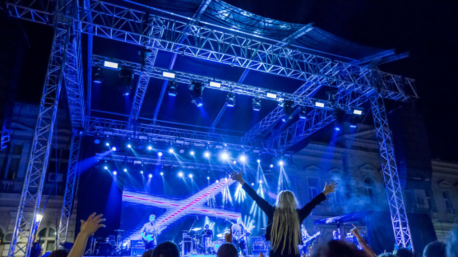 Prvi put održan jednodnevni festival “Bečej noću” 1