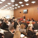 Sednica prekinuta zbog sukoba odbornika SNS i DS 9