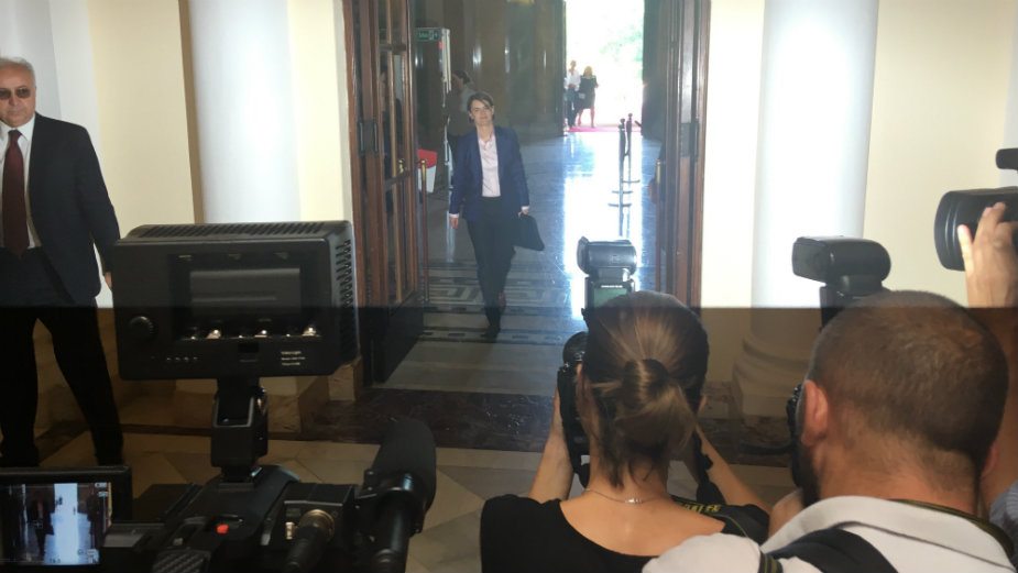 Brnabić: Prioriteti digitalizacija i obrazovanje 2