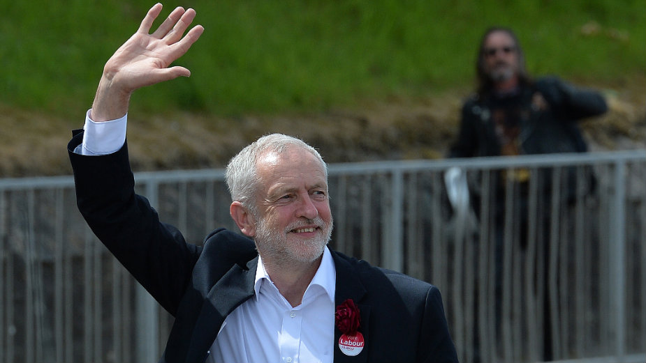 "Pitao sam ih, gde je pravni osnov za napad na Siriju?" 1