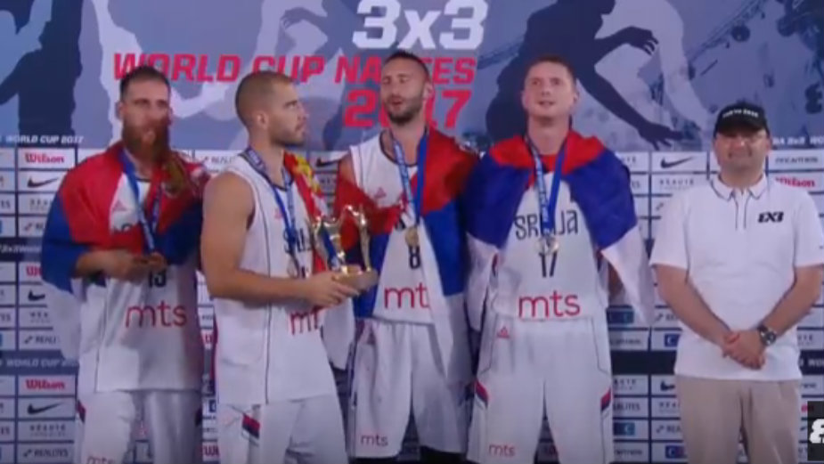 Basketaši opet na krovu sveta 1