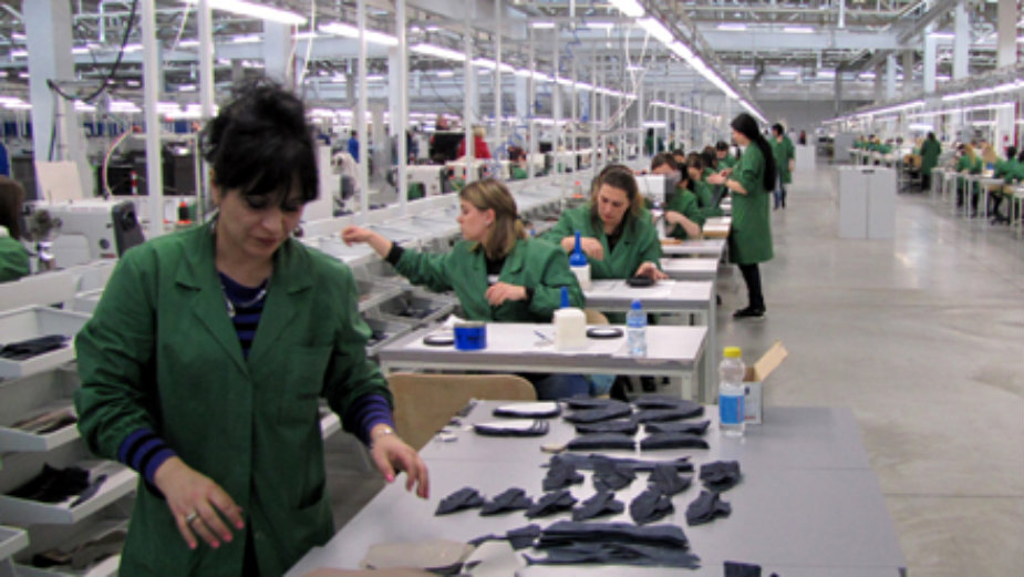 Strane direktne investicije manje za četvrtinu 1 Strane direktne investicije manje za četvrtinu 1