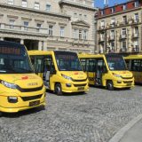 Osam novih žutih autobusa za prevoz dece 3