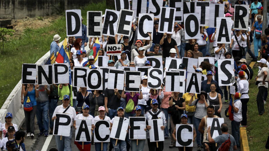 Nove žrtve u protestima u Venecueli, dosad poginulo 75 ljudi 1