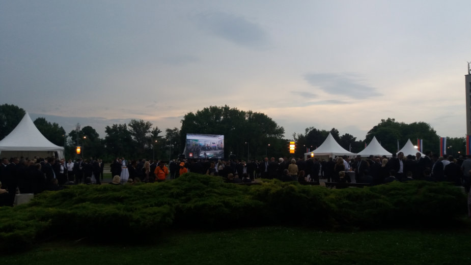 Javnost ima pravo da zna cenu inauguracije 1