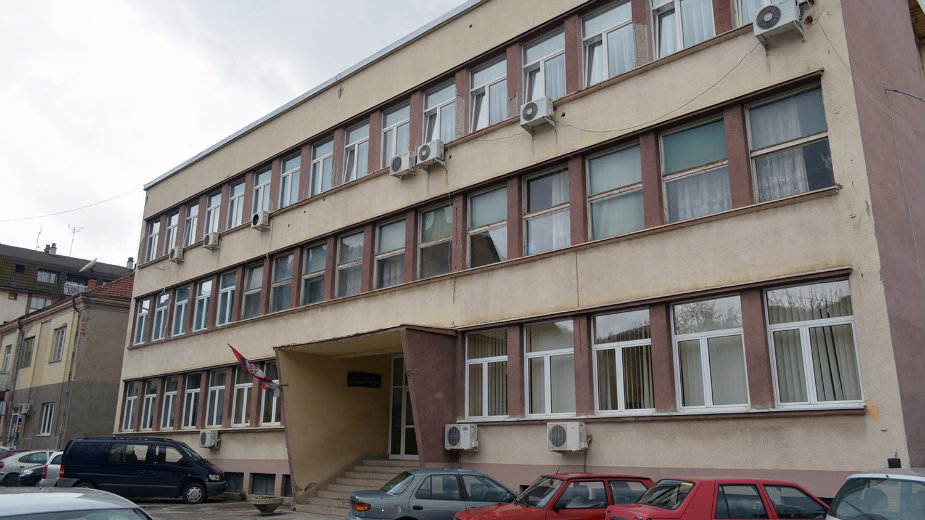 Naprednjaci formirali tesnu skupštinsku većinu 1