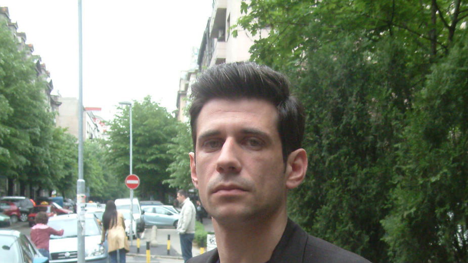 Raste generacija koja ne pamti rat, ali vuče taj kofer užasa 1