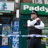 Policija ispalila 50 metaka u napadače, pogođeni i civili 10