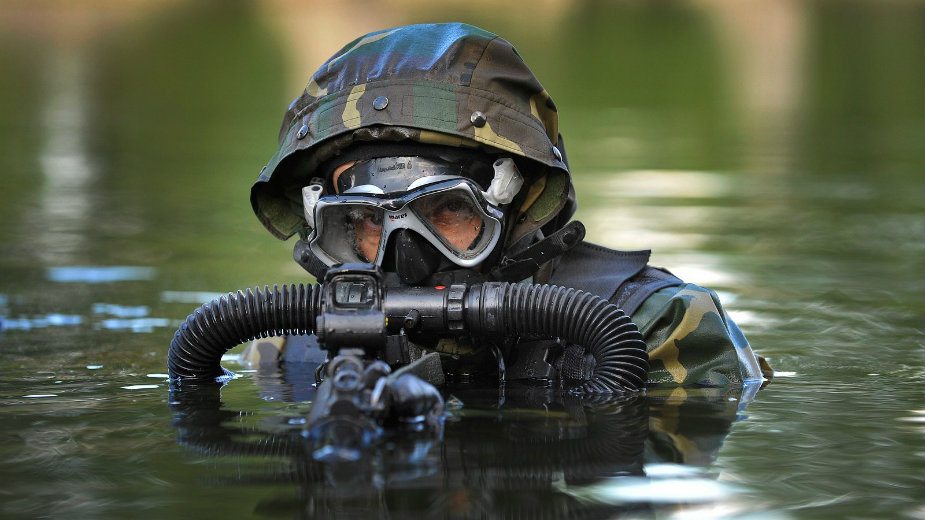 Nastavljena provera vojnih jedinica 2