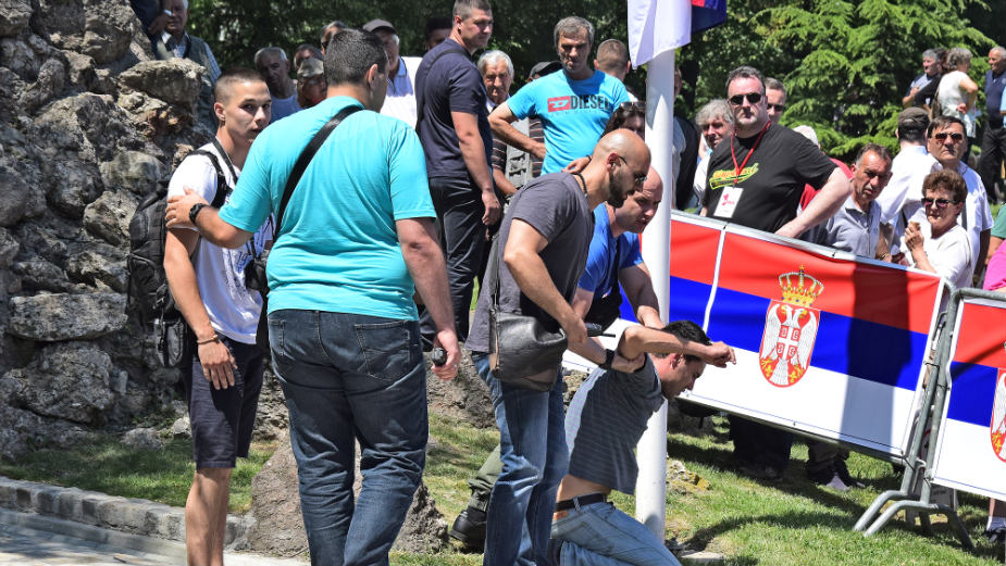 MUP identifikovao i saslušao sve osobe sa fotografija 1