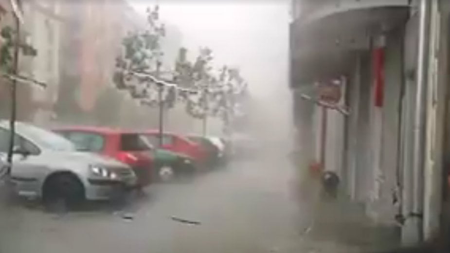 Žena poginula u nevremenu u Novom Sadu, olujno i u Subotici (VIDEO) 1
