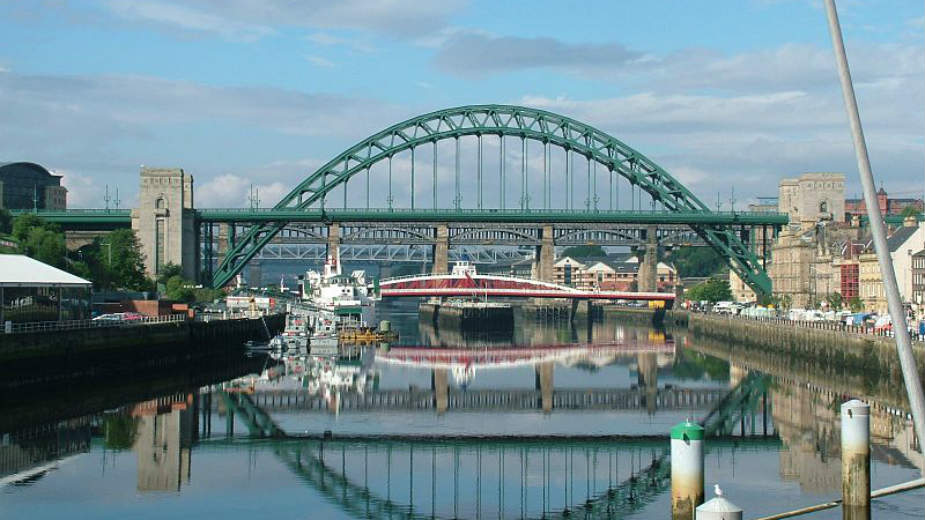 Autom među vernike na proslavi Bajrama, šestoro povređeno 1