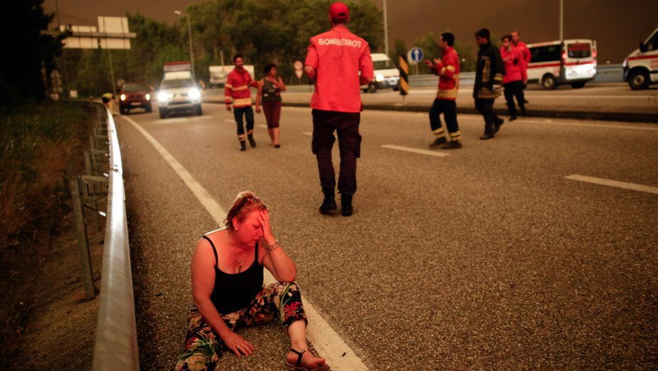 U požaru u Portugalu najmanje 62 ljudi poginulo 3